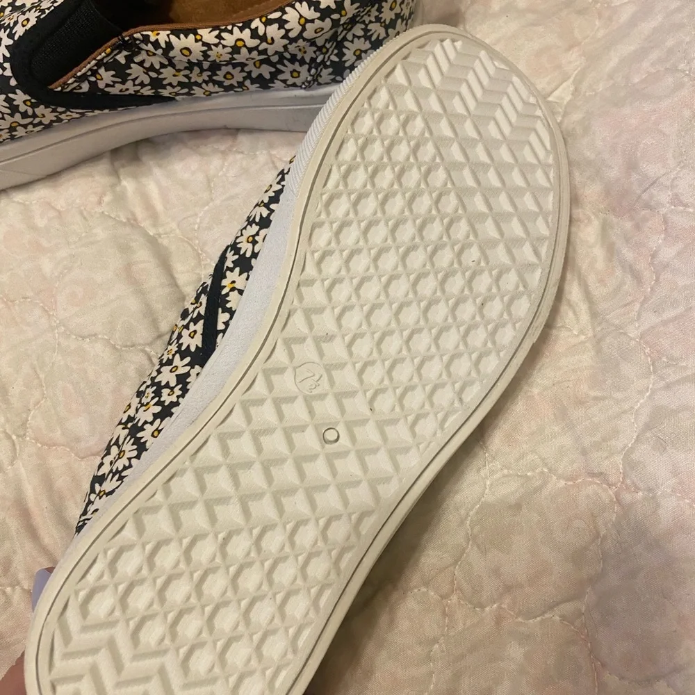 Maurices Daisy Floral Slip-On Sneakers - Black and White - Picture 3 of 4